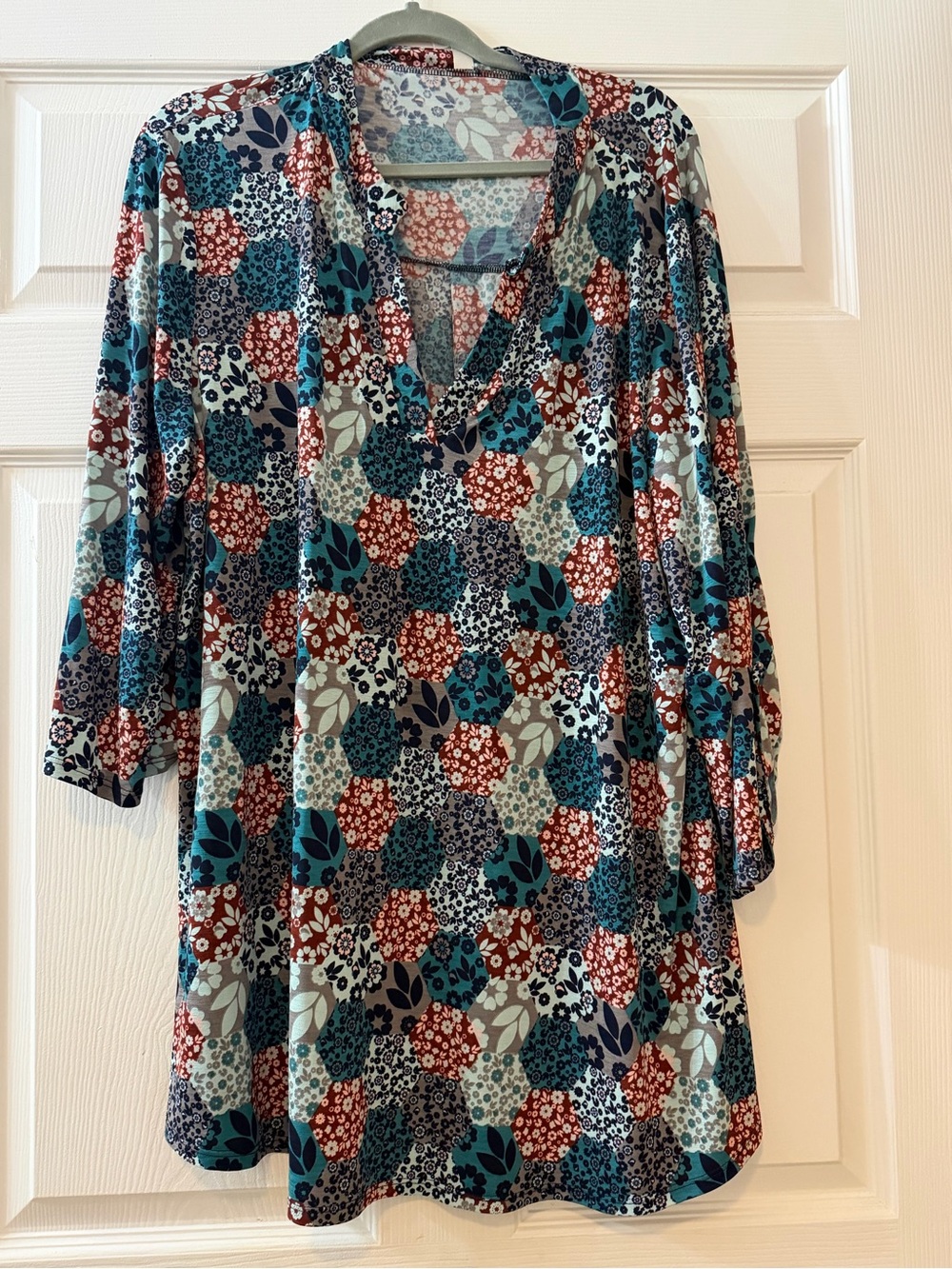 Paisleigh Grace Floral V-Neck Tunic Top in Teal, Rust & Navy
